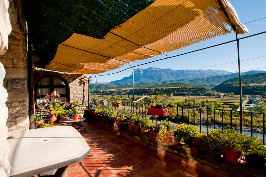 Hotel Villa Romanica Aínsa-Sobrarbe Extérieur photo